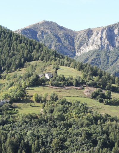 Passeggiata alla soperta delle borgate di Celle di Macra  domenica 10 maggio
