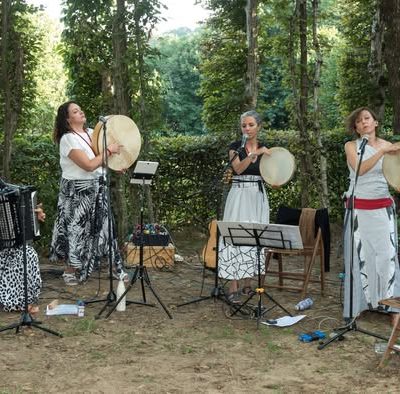 Torna la Rassegna CINE&MUSICA E…….  con il concerto LE MADAME’ a Elva domenica 12 luglio