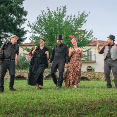 SPETTACOLO “ALZATI E CAMMINA” domenica 23 agosto a Celle di Macra con la Compagnia SCAVALCAMONTAGNE