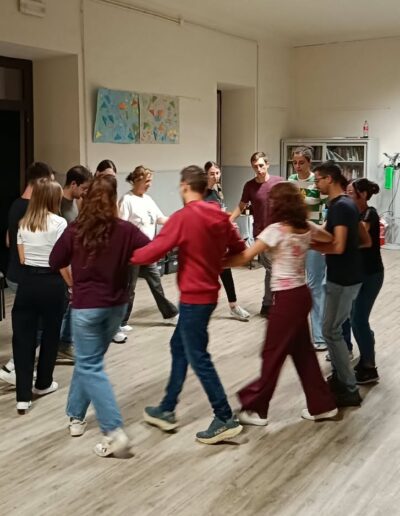Il viaggio del progetto RiattivaMenti si conclude il 16 ottobre con i laboratori di Educazione Ambientale, di Cittadinanza e di Danze.