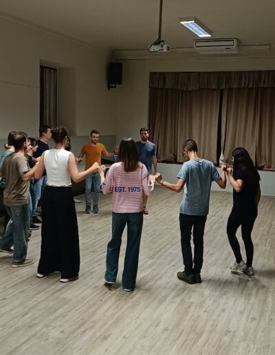 Progetto “RiattivaMenti” – In cerchio per riscoprirsi, a passo di danza per connettersi